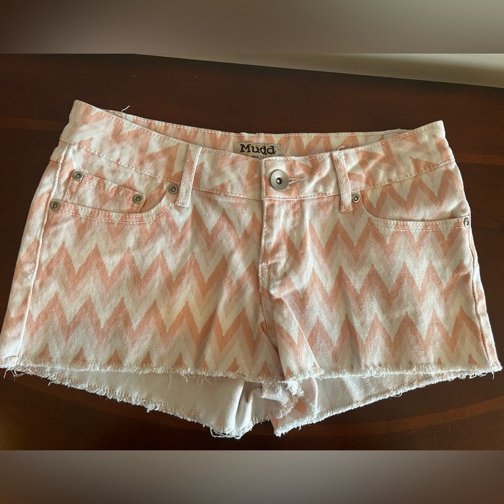 Mudd Coral/Peach and White Jean Shorts with Chevron Pattern